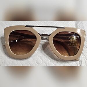 Light Weight Beige Sunglasses